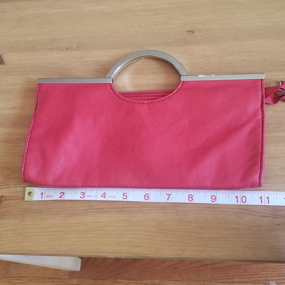 Red Candies clutch hand bag - Picture 4 of 5